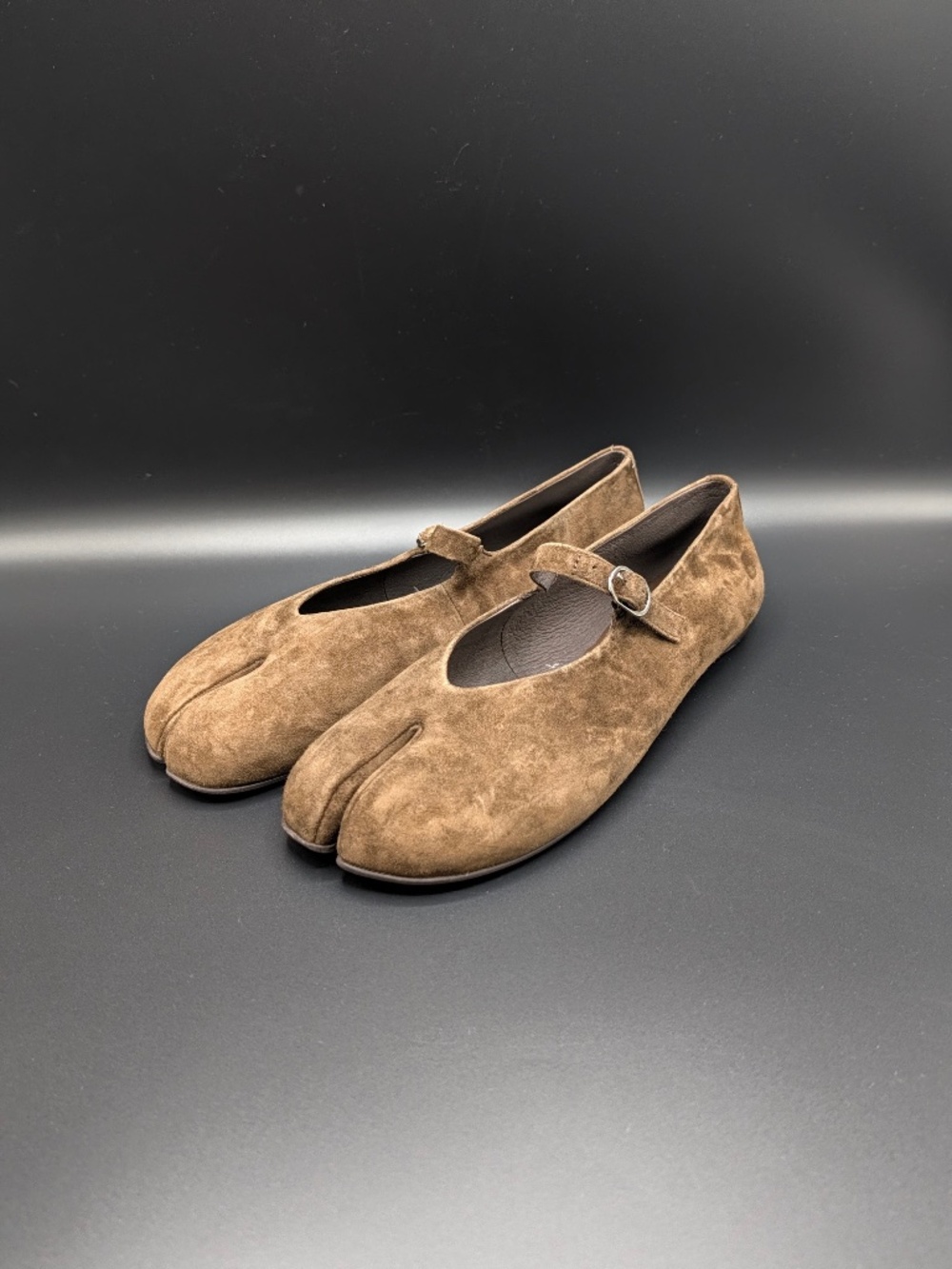 Jeffrey Campbell Preakness Split Toe Mary Jane Flats Brown Suede Tabi 9 NWOB